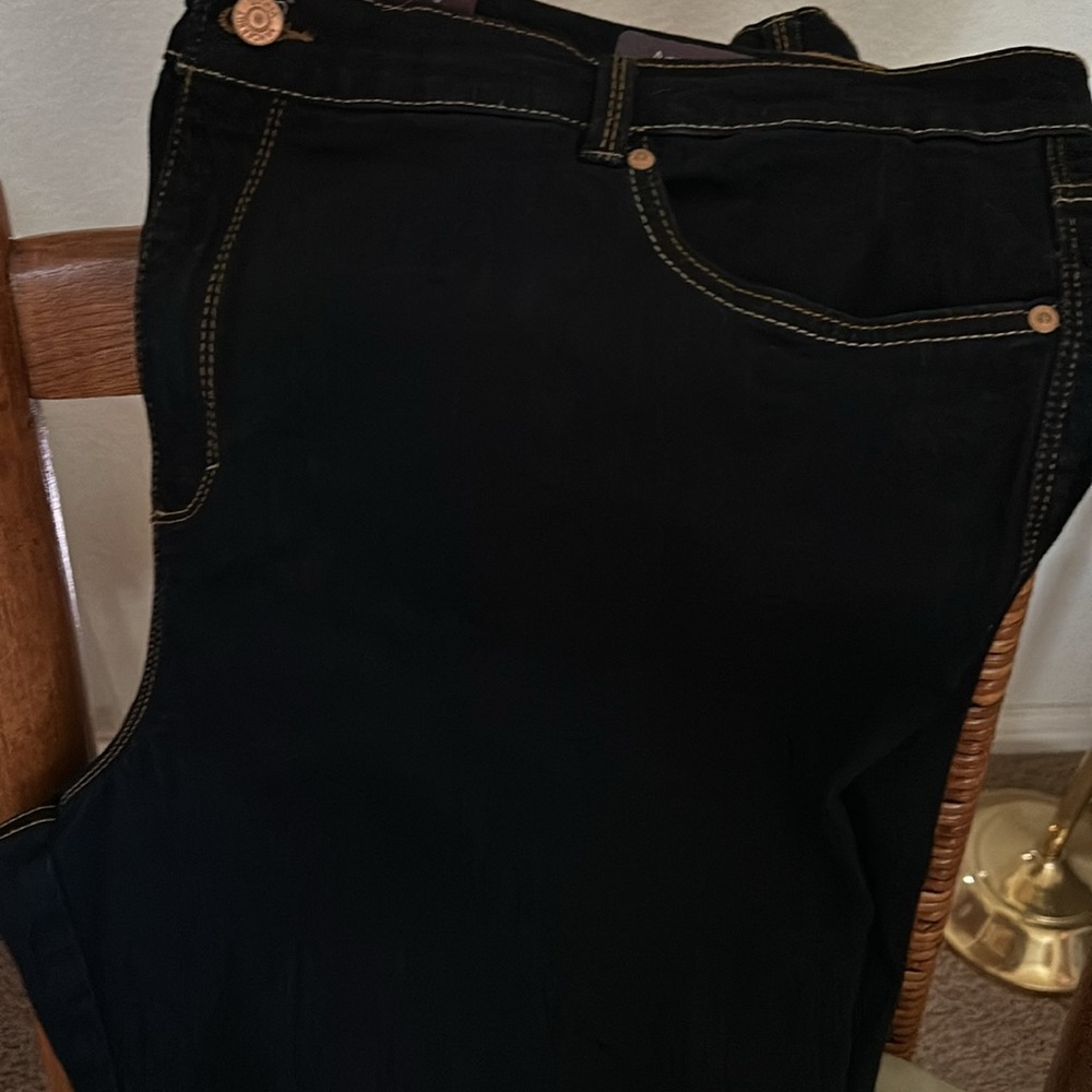 Gloria Vanderbilt Dark Blue Stretch Amanda Jeans - Picture 2 of 6